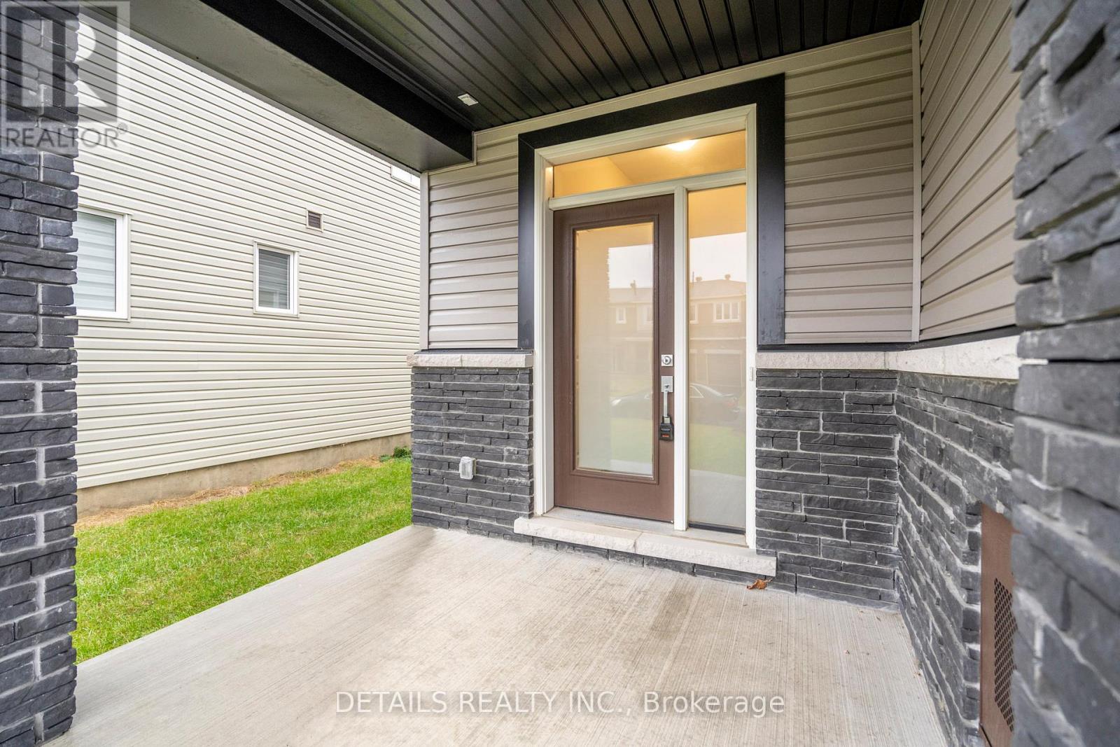 157 GARDENPOST TERRACE, Ottawa, Ontario, K4A5G9 — Photo 2