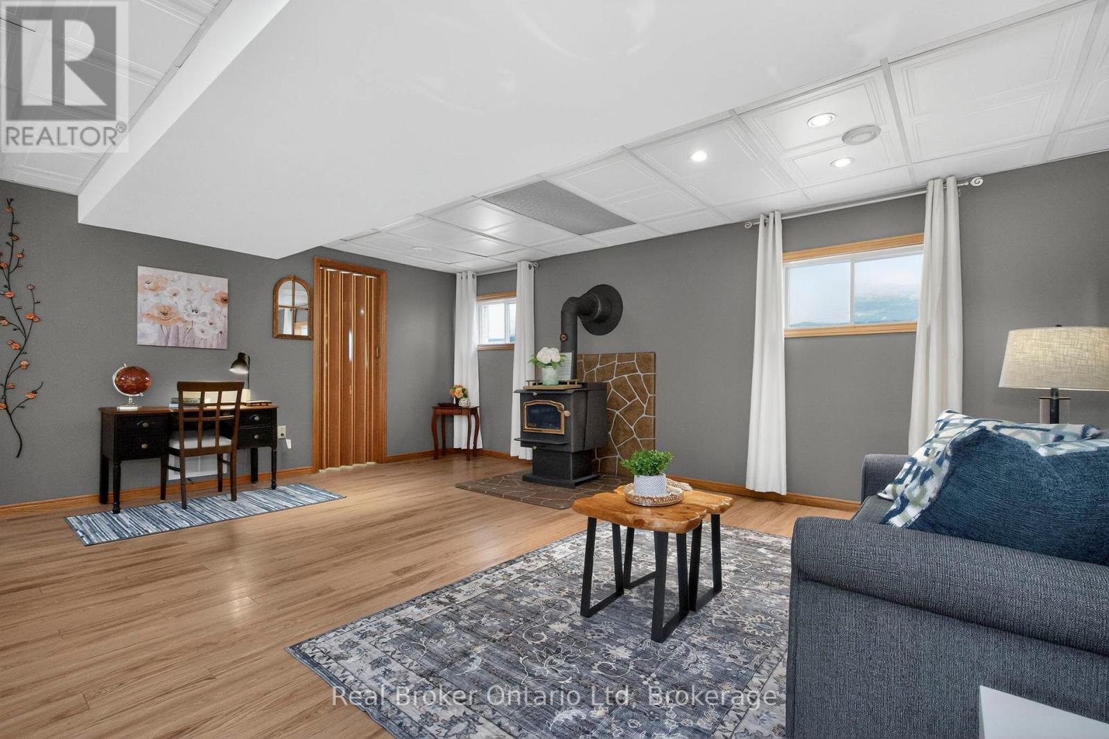 16 MUNDY AVENUE, Tiny, Ontario, L9M0B5 — Photo 2