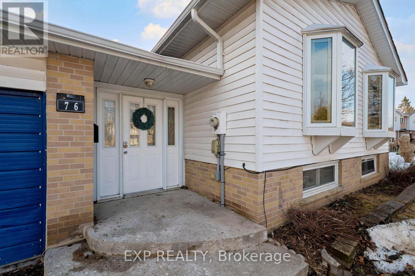 76 BERNICK DRIVE, Barrie (Grove East), Ontario, L4M2V6 — Photo 2