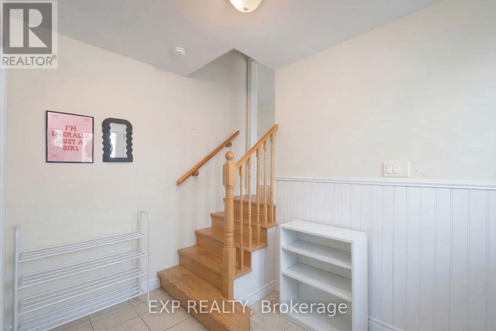 76 BERNICK DRIVE, Barrie (Grove East), Ontario, L4M2V6 — Photo 4