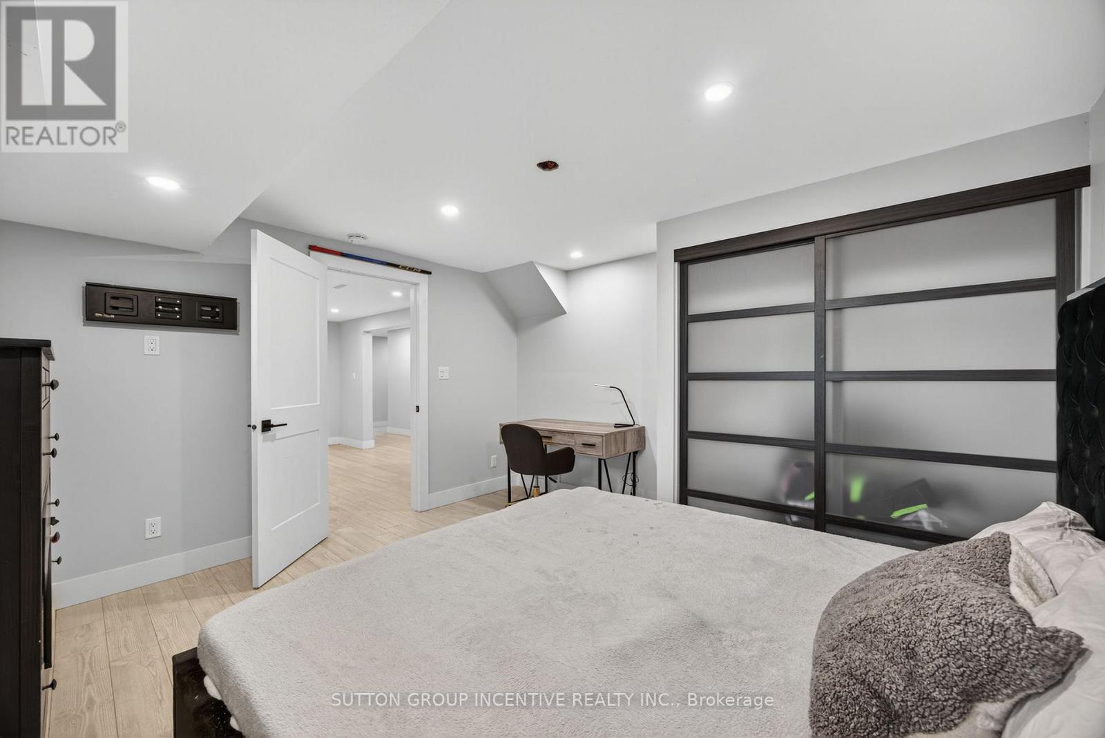 211 MOON POINT DRIVE, Oro-Medonte, Ontario, L3V6H1 — Photo 23