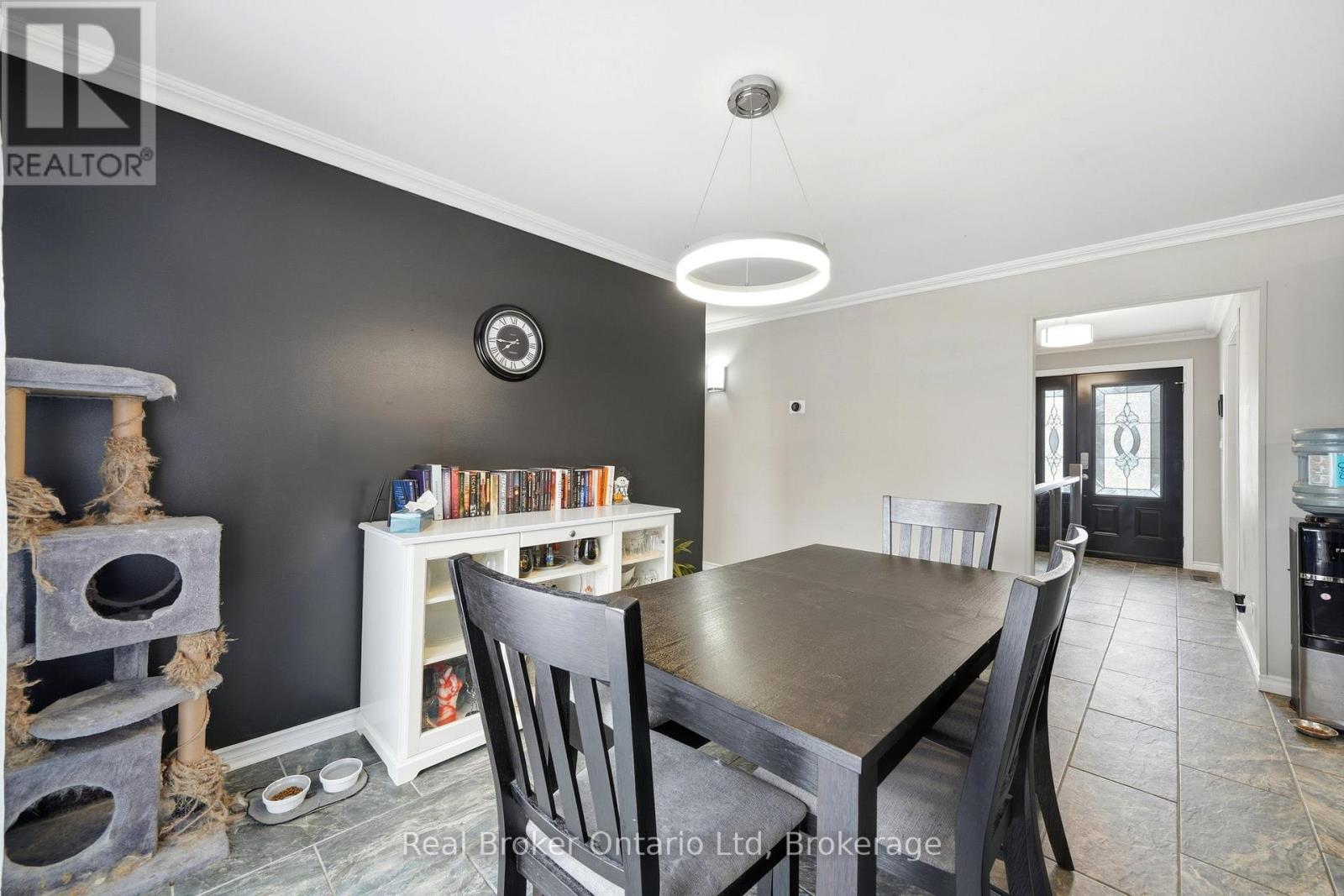 8271 93 HIGHWAY, Tiny (Wyebridge), Ontario, L0K2E1 — Photo 13