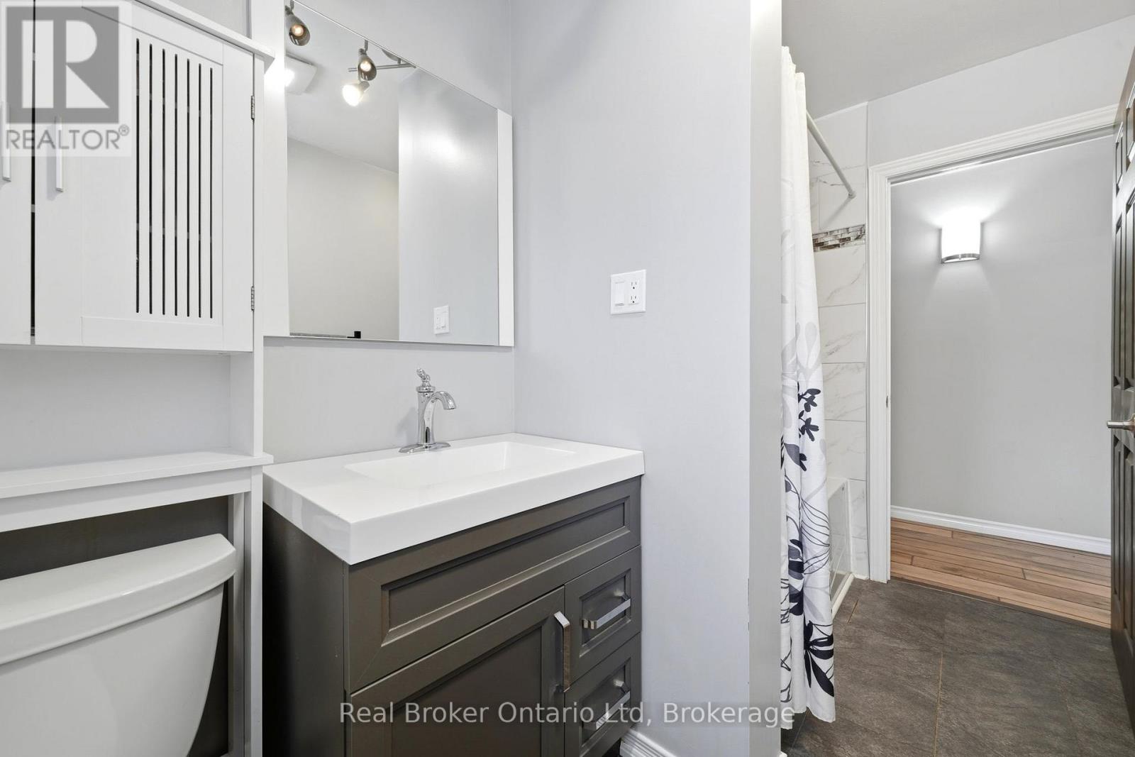 8271 93 HIGHWAY, Tiny (Wyebridge), Ontario, L0K2E1 — Photo 14