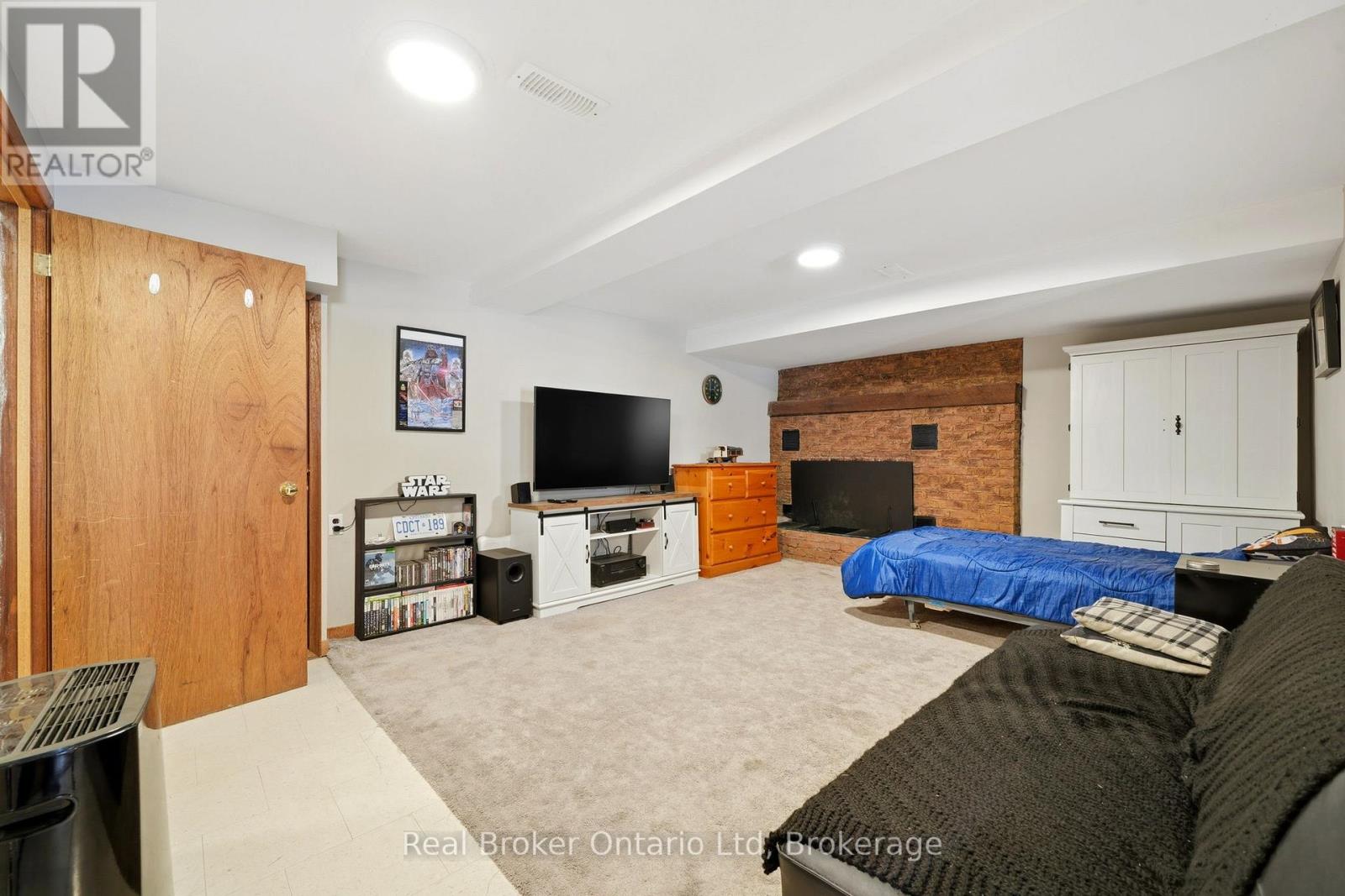 8271 93 HIGHWAY, Tiny (Wyebridge), Ontario, L0K2E1 — Photo 26