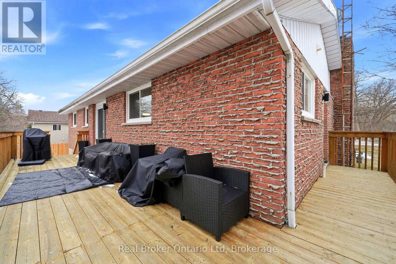 8271 93 HIGHWAY, Tiny (Wyebridge), Ontario, L0K2E1 — Photo 29