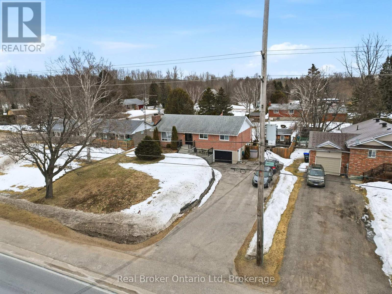 8271 93 HIGHWAY, Tiny (Wyebridge), Ontario, L0K2E1 — Photo 32