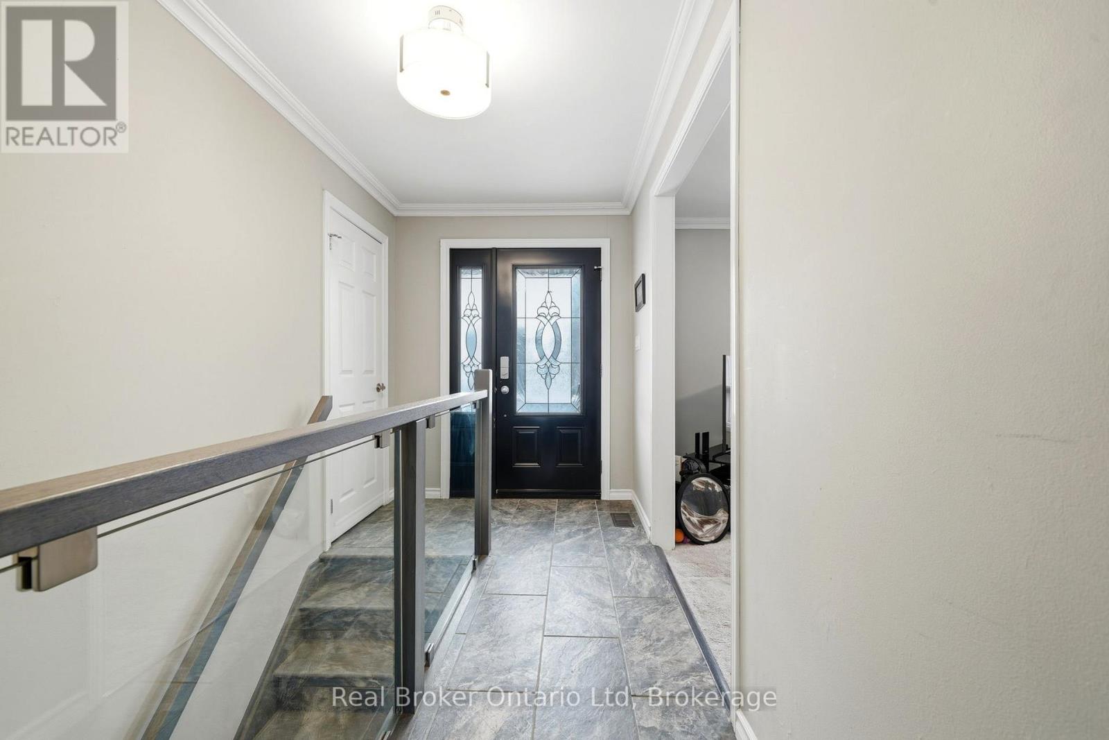 8271 93 HIGHWAY, Tiny (Wyebridge), Ontario, L0K2E1 — Photo 5