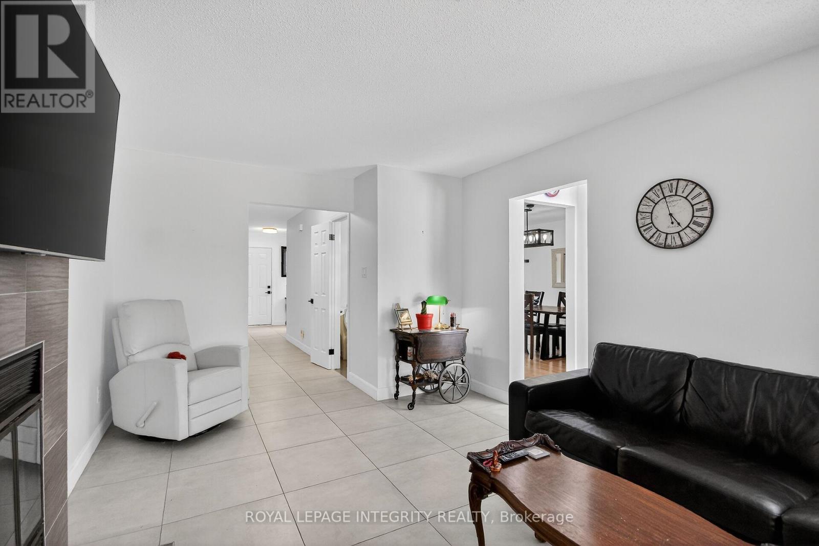 2092 LEGRAND CRESCENT, Ottawa, Ontario, K1E3T6 — Photo 19