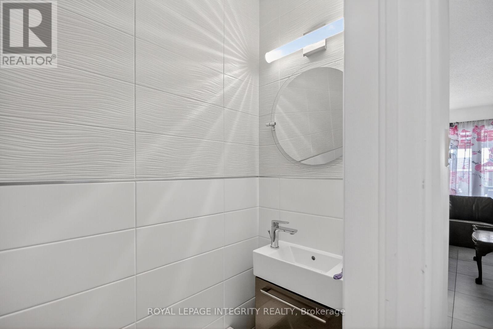 2092 LEGRAND CRESCENT, Ottawa, Ontario, K1E3T6 — Photo 20