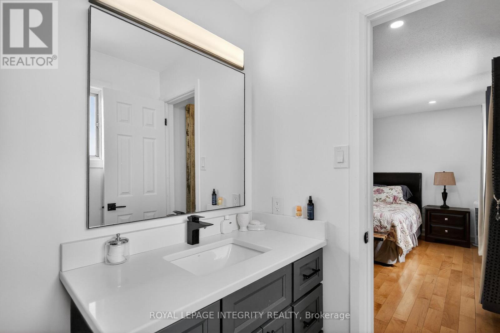 2092 LEGRAND CRESCENT, Ottawa, Ontario, K1E3T6 — Photo 28