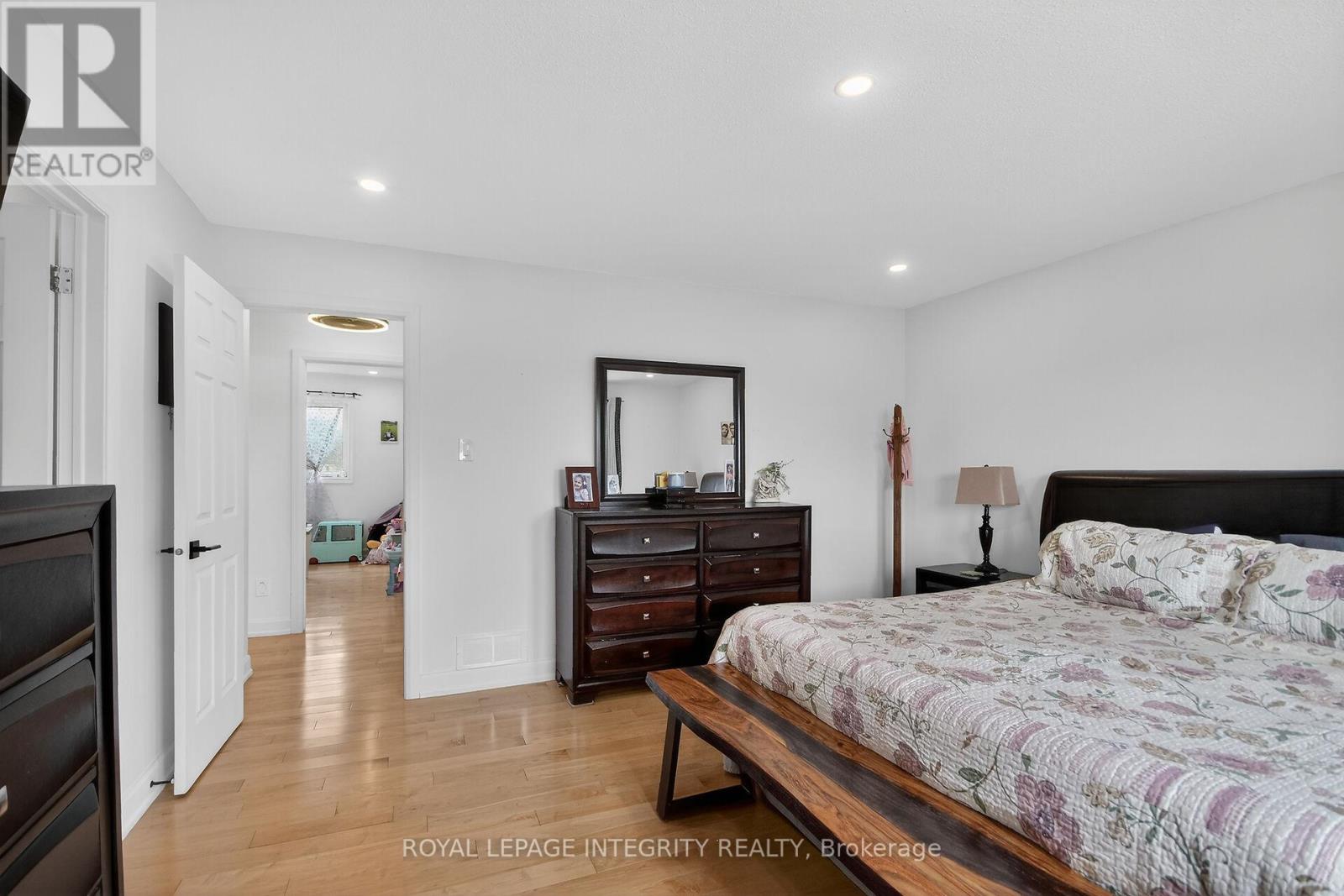 2092 LEGRAND CRESCENT, Ottawa, Ontario, K1E3T6 — Photo 29