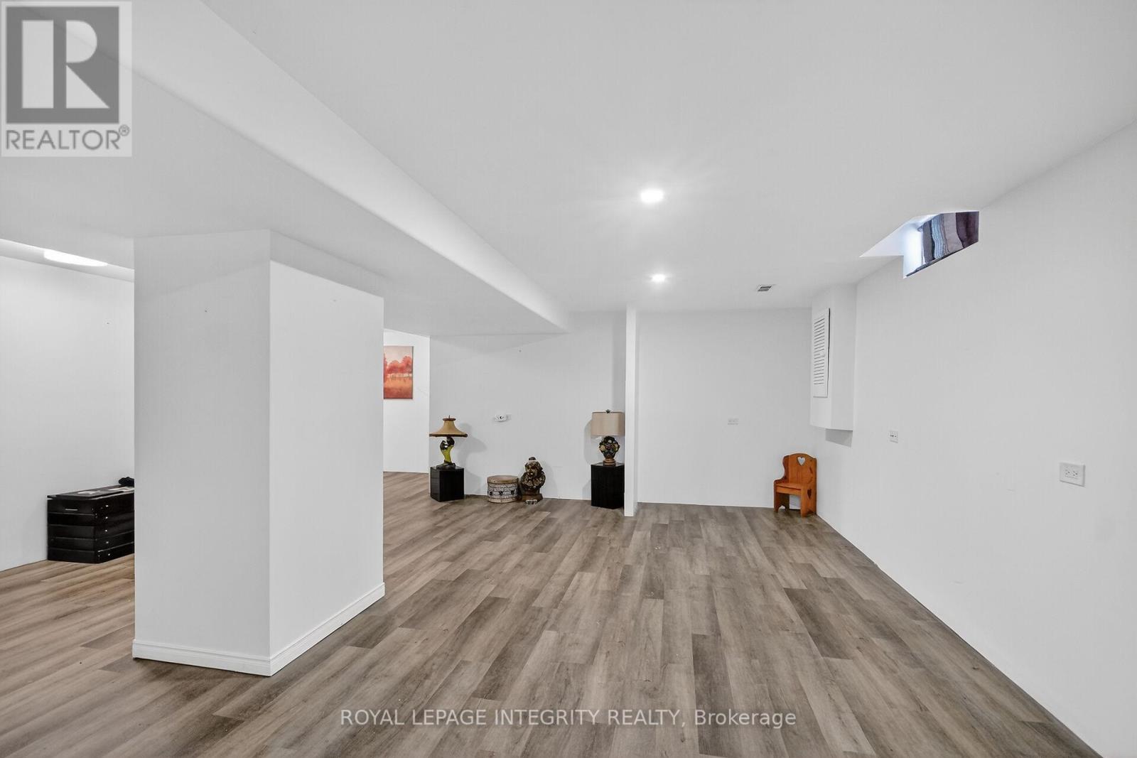 2092 LEGRAND CRESCENT, Ottawa, Ontario, K1E3T6 — Photo 38