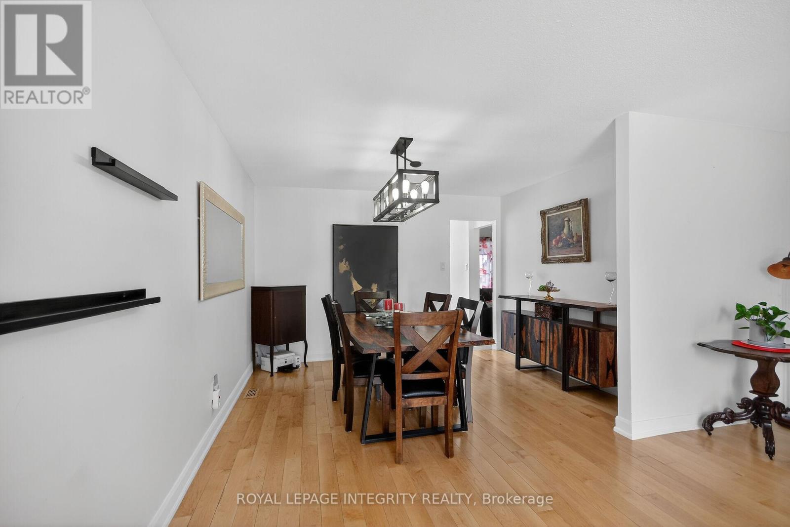 2092 LEGRAND CRESCENT, Ottawa, Ontario, K1E3T6 — Photo 8