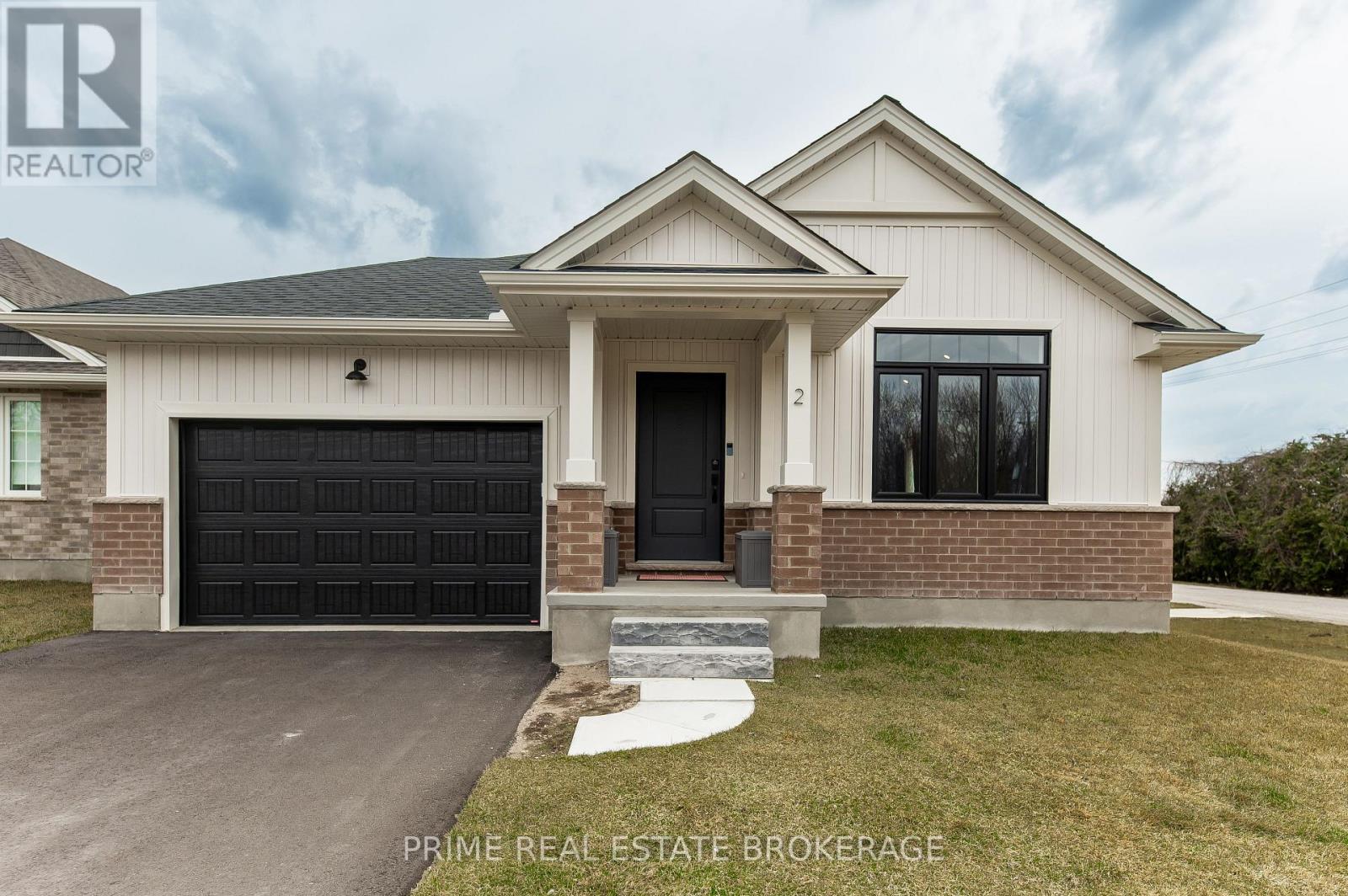 2 MACLEOD COURT, West Elgin (West Lorne), Ontario, N0L2P0 — Photo 2