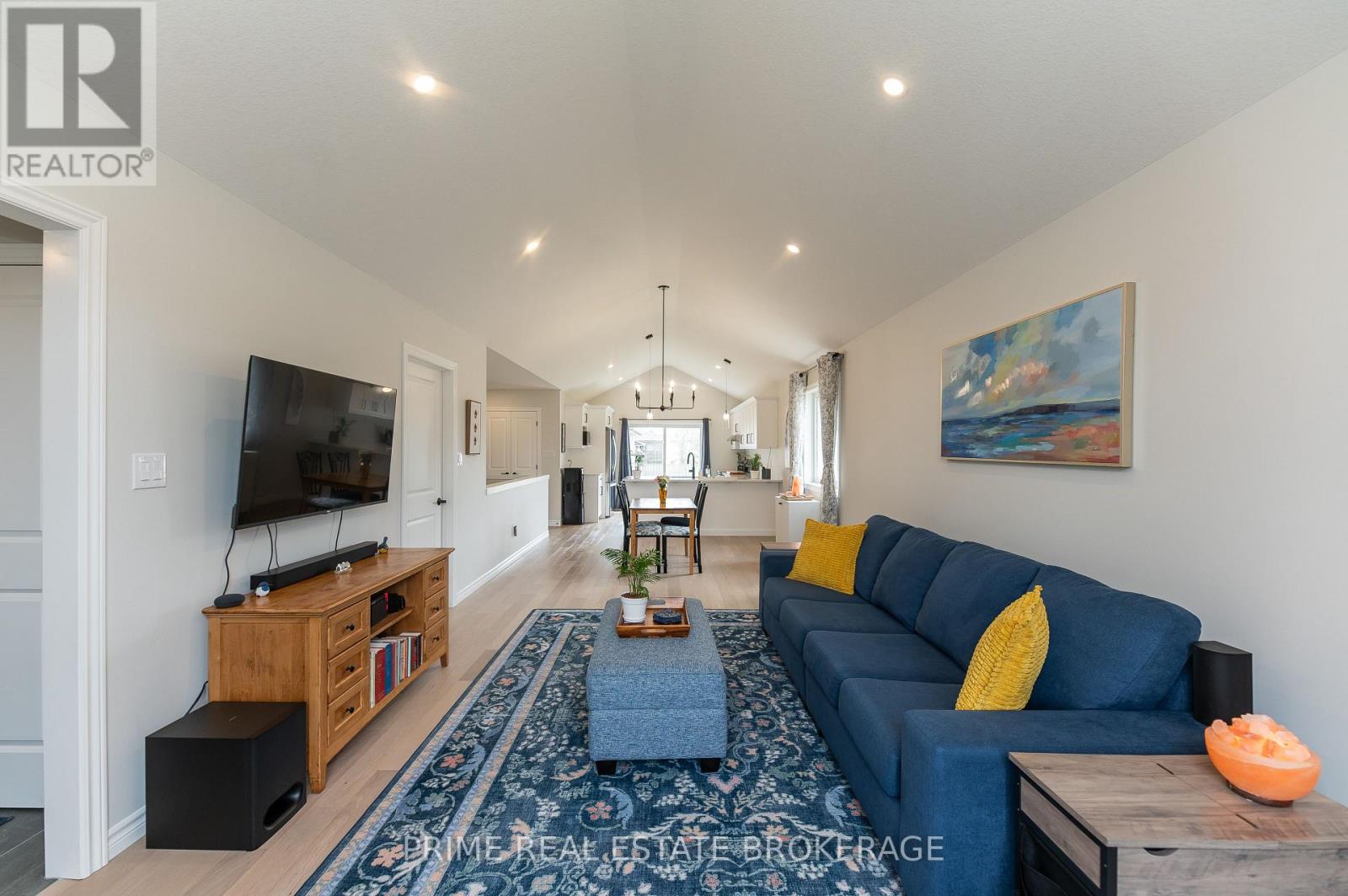 2 MACLEOD COURT, West Elgin (West Lorne), Ontario, N0L2P0 — Photo 6