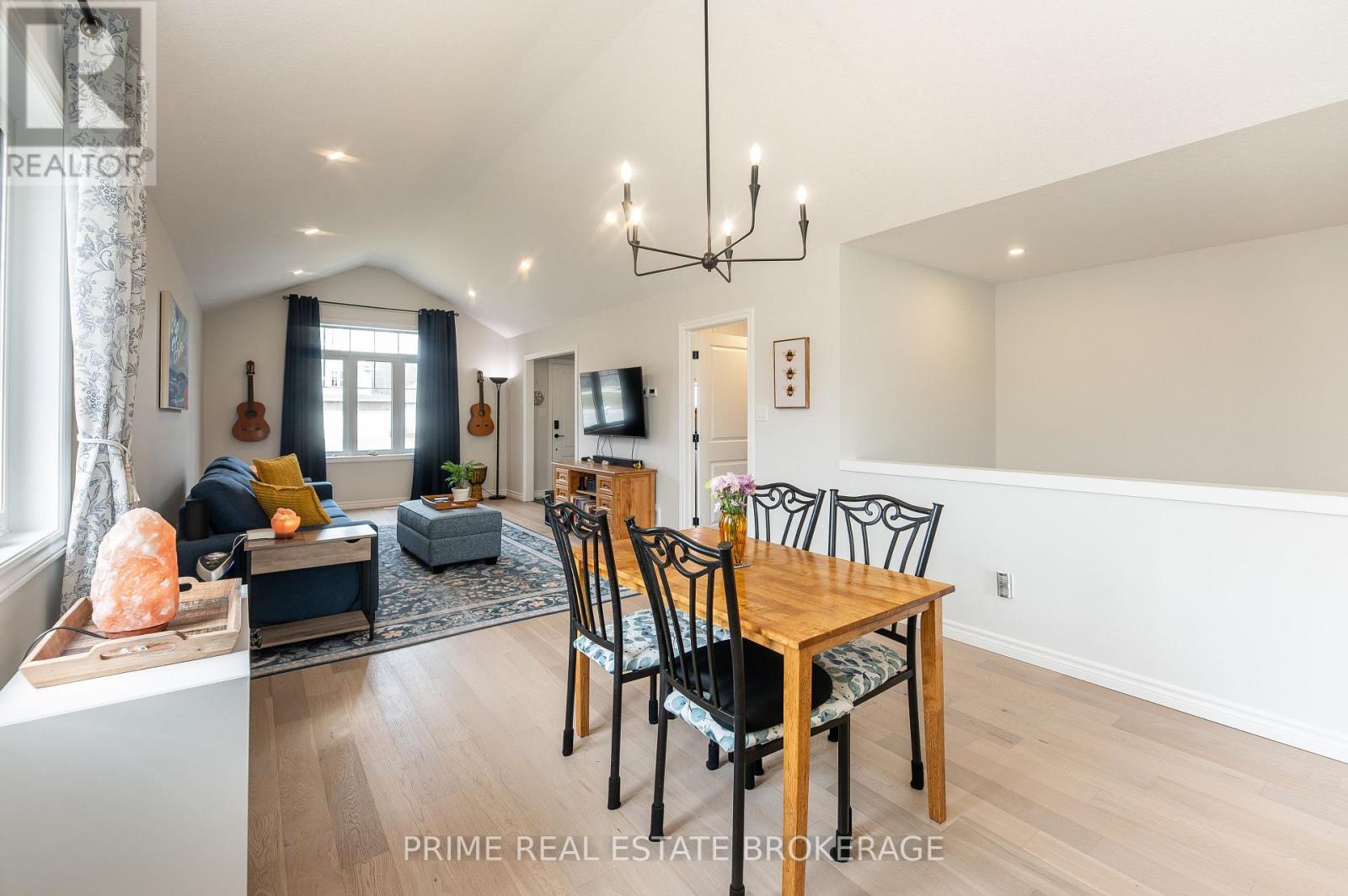 2 MACLEOD COURT, West Elgin (West Lorne), Ontario, N0L2P0 — Photo 9