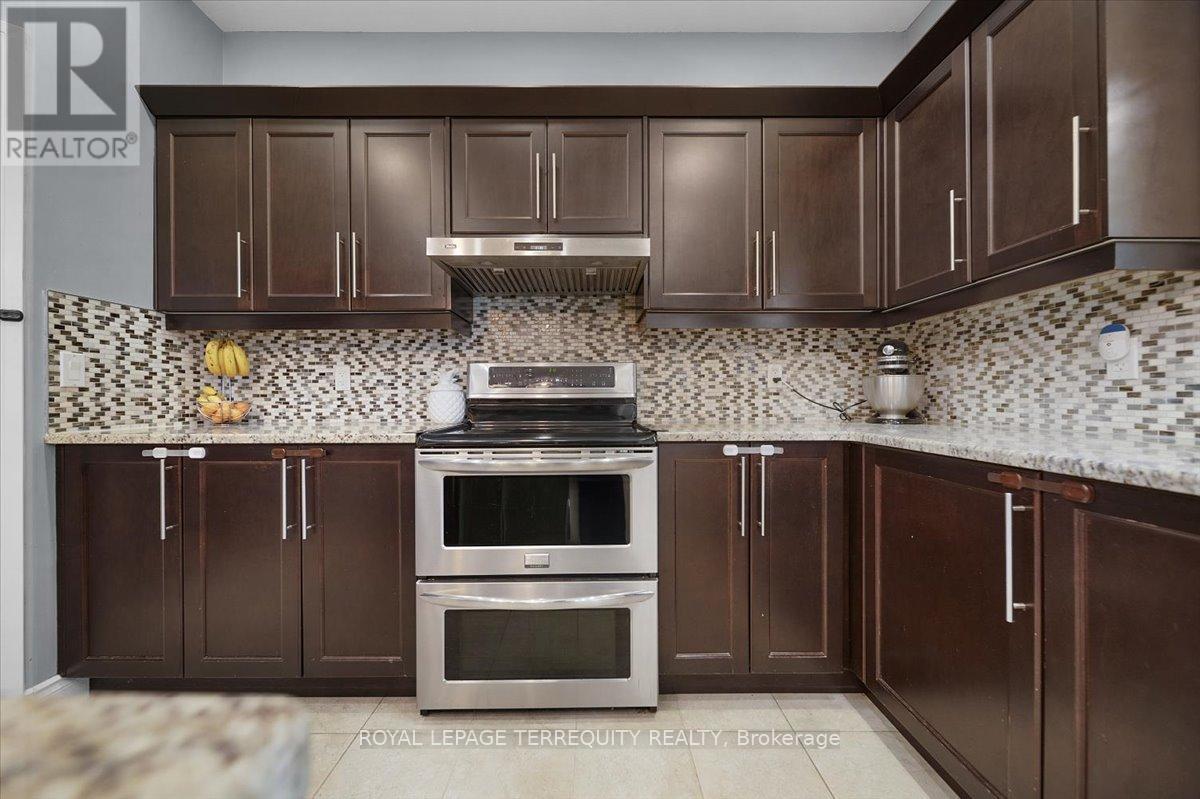 131 MAPLE BUSH DRIVE, Cambridge, Ontario, N1T0B7 — Photo 13