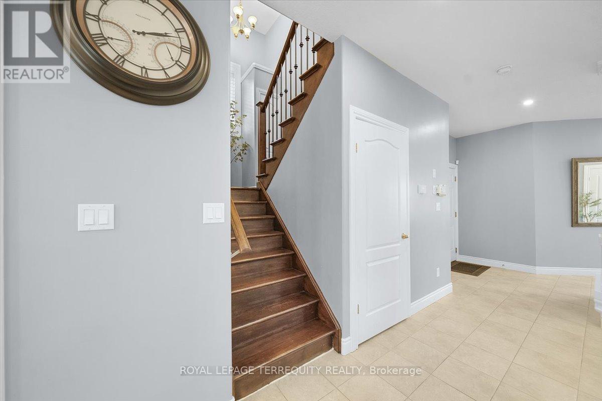 131 MAPLE BUSH DRIVE, Cambridge, Ontario, N1T0B7 — Photo 16