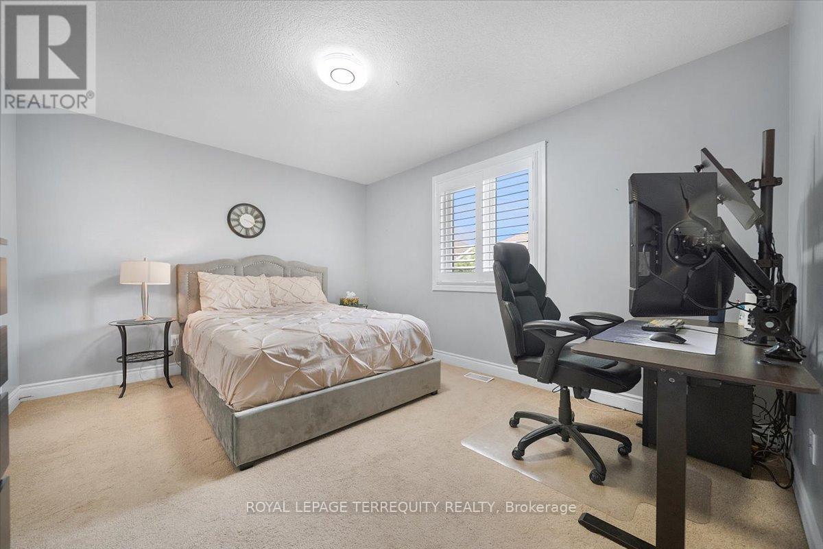 131 MAPLE BUSH DRIVE, Cambridge, Ontario, N1T0B7 — Photo 27