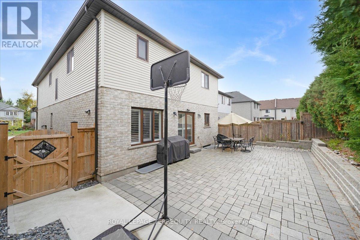 131 MAPLE BUSH DRIVE, Cambridge, Ontario, N1T0B7 — Photo 41