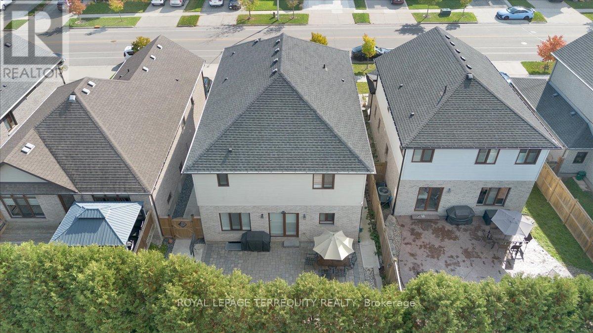 131 MAPLE BUSH DRIVE, Cambridge, Ontario, N1T0B7 — Photo 43