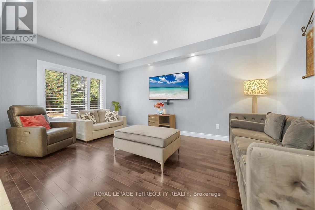 131 MAPLE BUSH DRIVE, Cambridge, Ontario, N1T0B7 — Photo 8