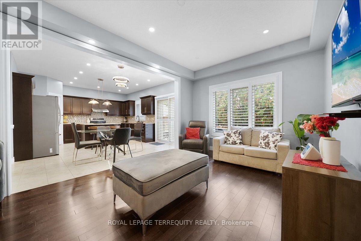 131 MAPLE BUSH DRIVE, Cambridge, Ontario, N1T0B7 — Photo 9