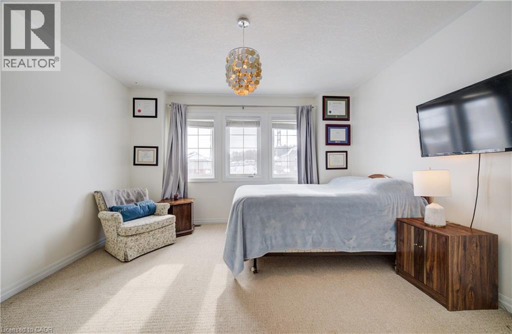 268 EVENS POND Crescent, Kitchener, Ontario, N2R0B8 — Photo 33