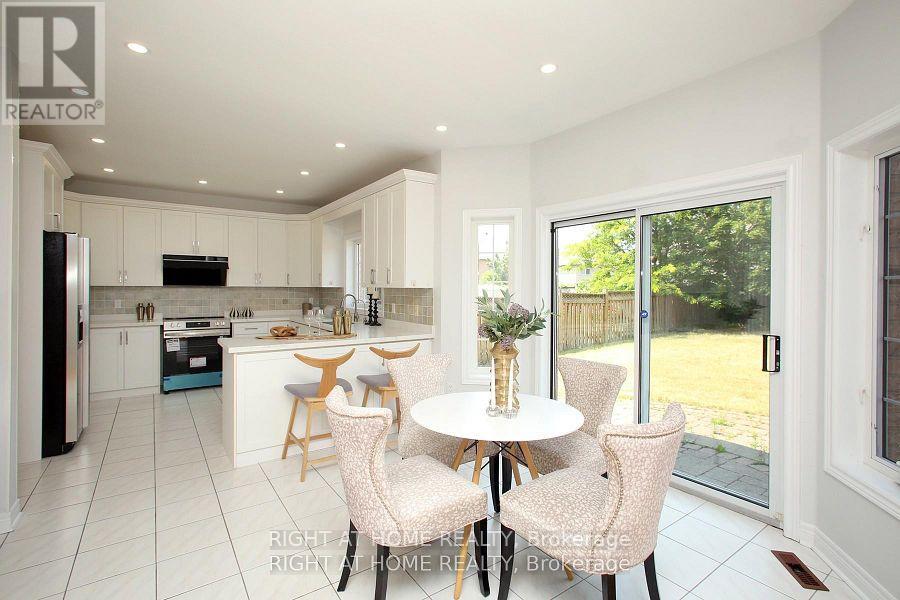 6 PEMBROOKE ROAD, Markham (Cachet), Ontario, L6C2L2 — Photo 8