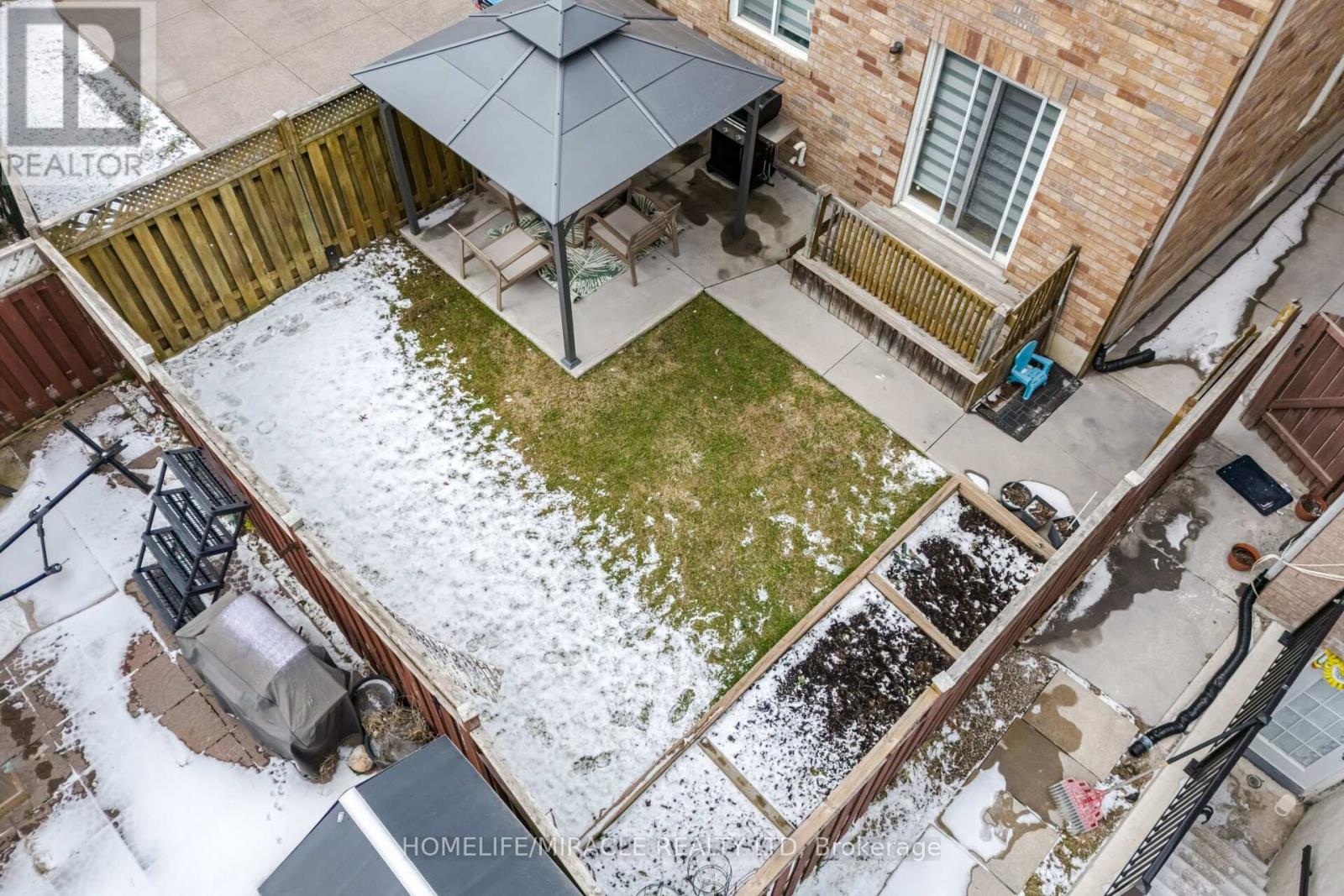 41 TANGLEMERE CRESCENT, Brampton (Fletcher's Meadow), Ontario, L7A1R8 — Photo 11