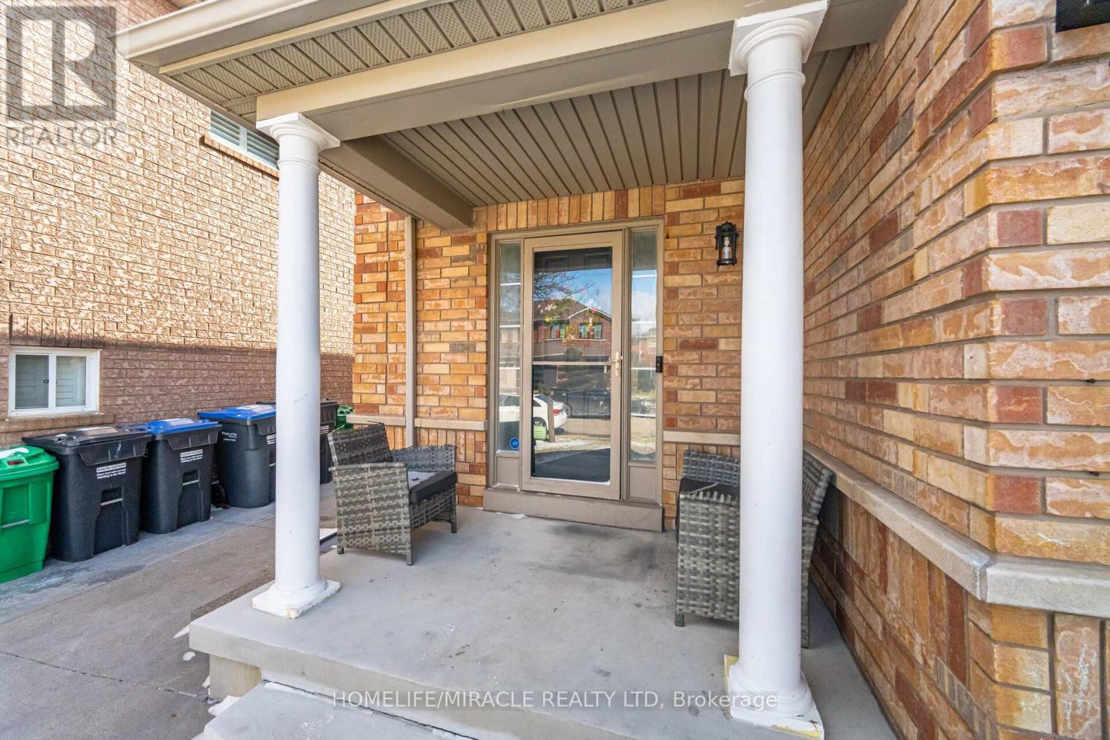 41 TANGLEMERE CRESCENT, Brampton (Fletcher's Meadow), Ontario, L7A1R8 — Photo 5