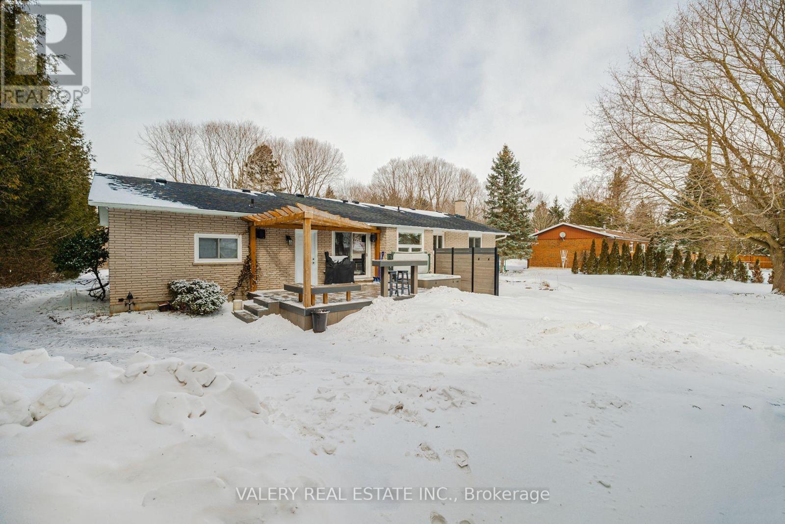 7315 SIDERD 15, Mapleton, Ontario, N0G2K0 — Photo 11