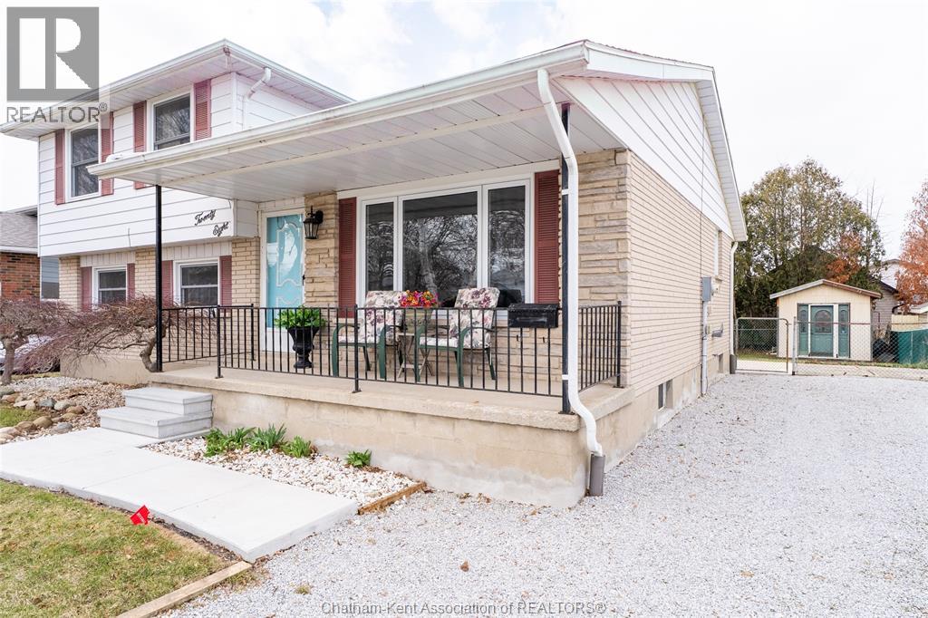 28 Tasan CRESCENT, Chatham, Ontario, N7L4V1 — Photo 3