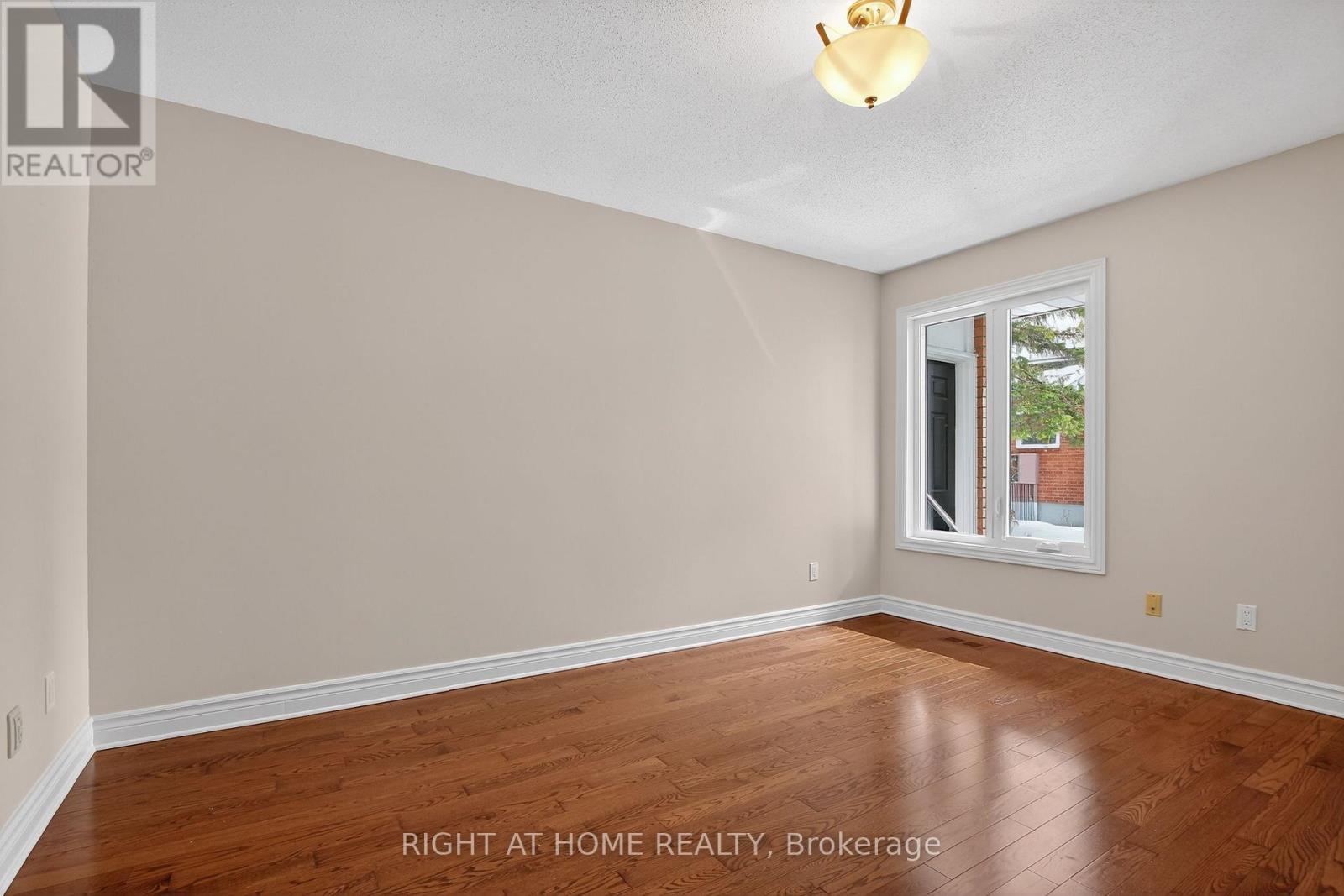 100 DARLINGTON PRIVATE W, Ottawa, Ontario, K1V0X8 — Photo 24