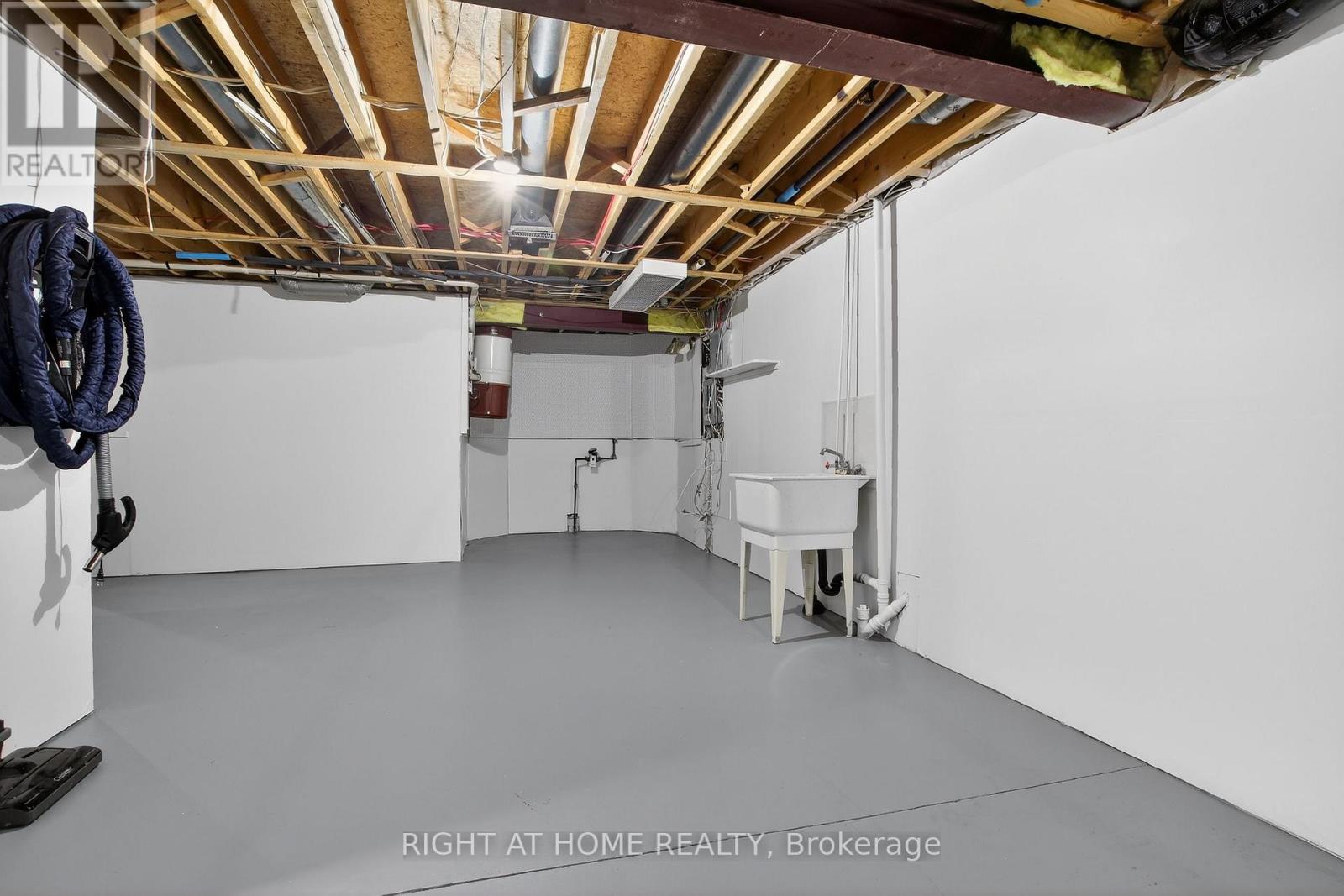 100 DARLINGTON PRIVATE W, Ottawa, Ontario, K1V0X8 — Photo 41