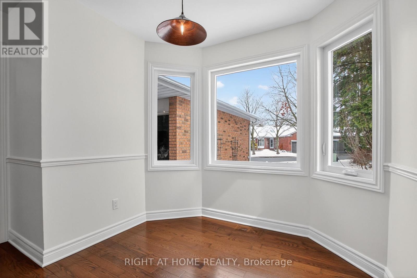 100 DARLINGTON PRIVATE W, Ottawa, Ontario, K1V0X8 — Photo 6