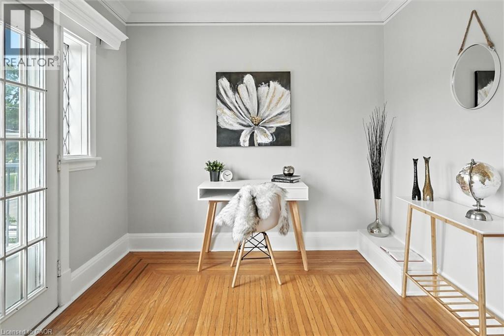 1047 MAIN Street E, Hamilton, Ontario, L8M1N5 — Photo 21