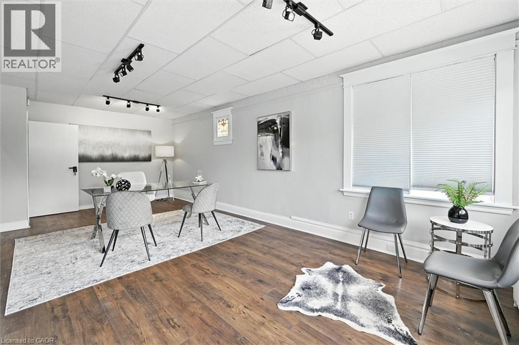 1047 MAIN Street E, Hamilton, Ontario, L8M1N5 — Photo 4