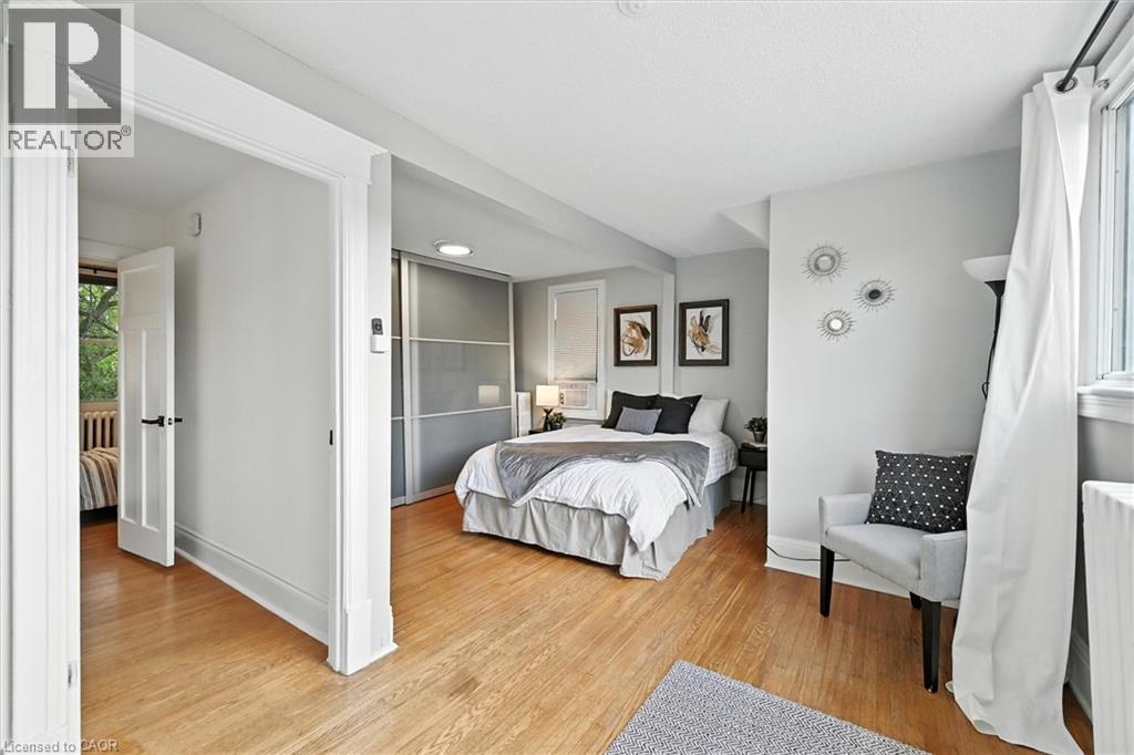 1047 MAIN Street E, Hamilton, Ontario, L8M1N5 — Photo 41