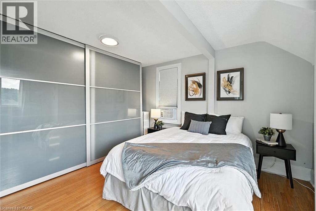 1047 MAIN Street E, Hamilton, Ontario, L8M1N5 — Photo 42