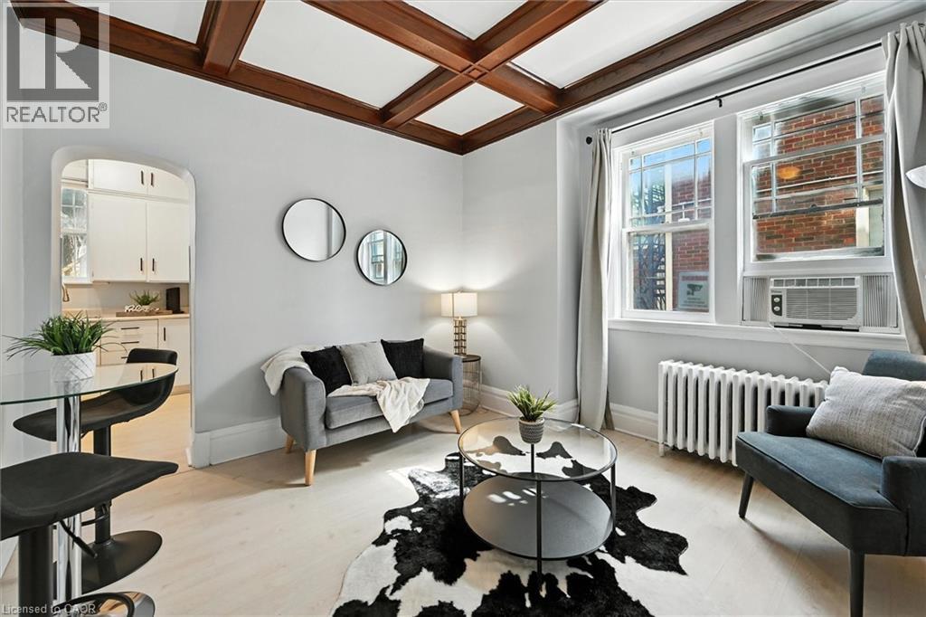 1047 MAIN Street E, Hamilton, Ontario, L8M1N5 — Photo 10