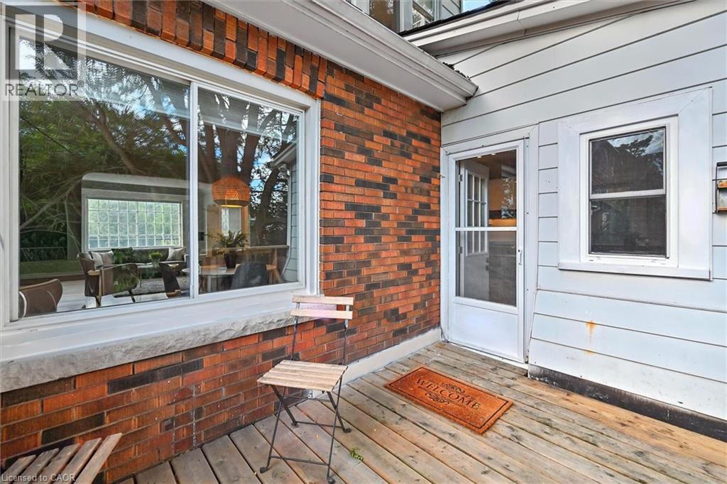 1047 MAIN Street E, Hamilton, Ontario, L8M1N5 — Photo 36