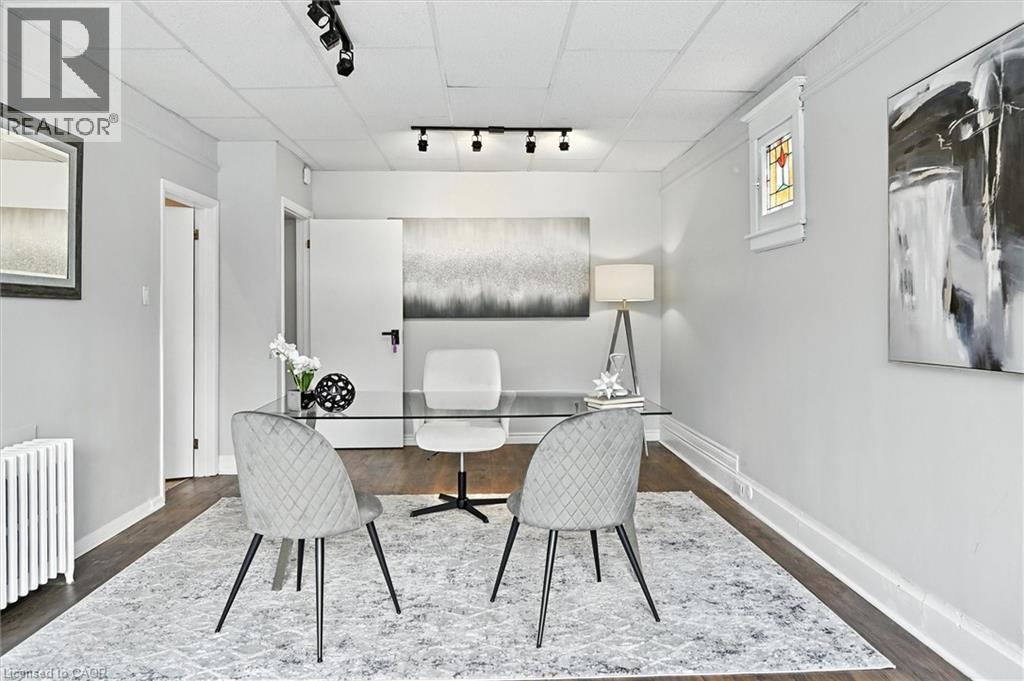 1047 MAIN Street E, Hamilton, Ontario, L8M1N5 — Photo 5