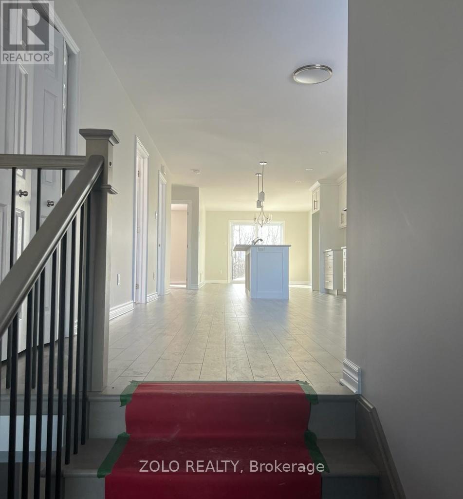 210 RUBY DRIVE, Cornwall, Ontario, K6H0J9 — Photo 2