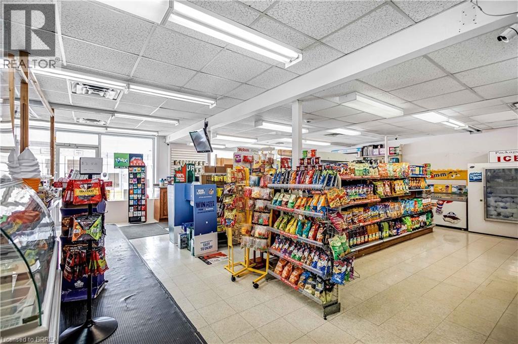 215 GRAND RIVER Avenue, Brantford, Ontario, N3T4Y3 — Photo 12