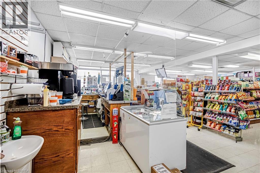 215 GRAND RIVER Avenue, Brantford, Ontario, N3T4Y3 — Photo 23