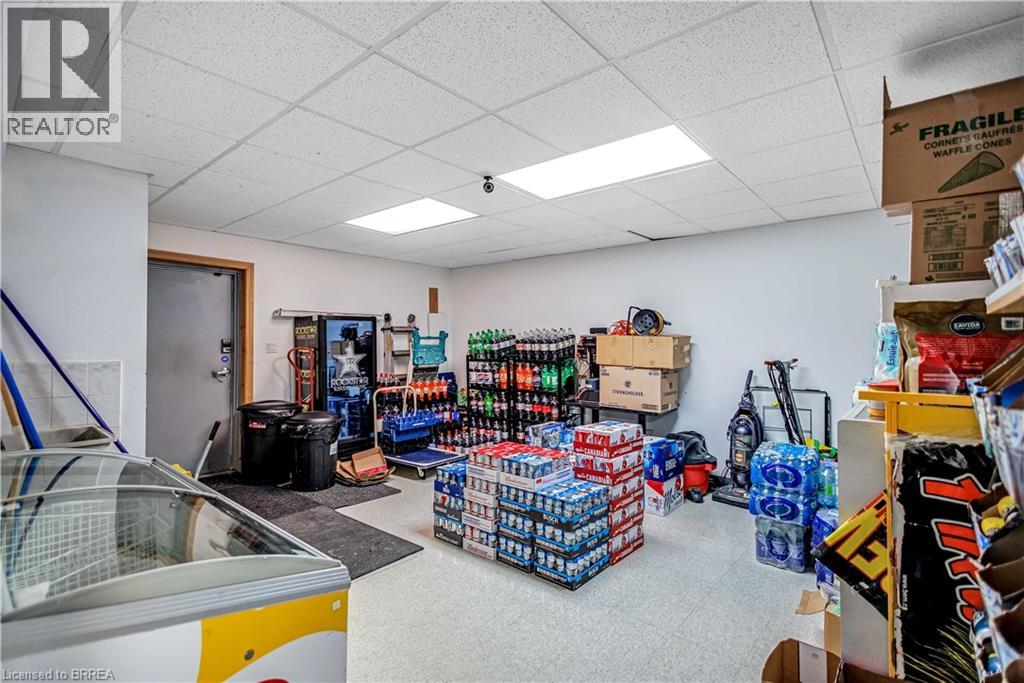 215 GRAND RIVER Avenue, Brantford, Ontario, N3T4Y3 — Photo 30