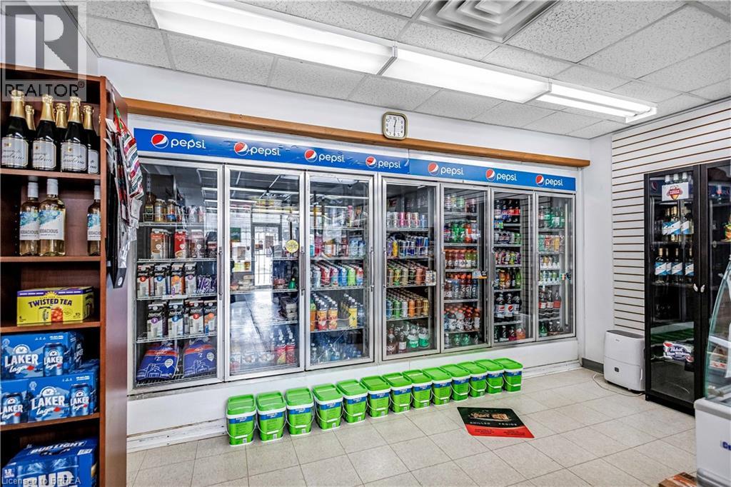 215 GRAND RIVER Avenue, Brantford, Ontario, N3T4Y3 — Photo 33