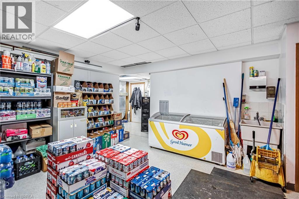 215 GRAND RIVER Avenue, Brantford, Ontario, N3T4Y3 — Photo 35