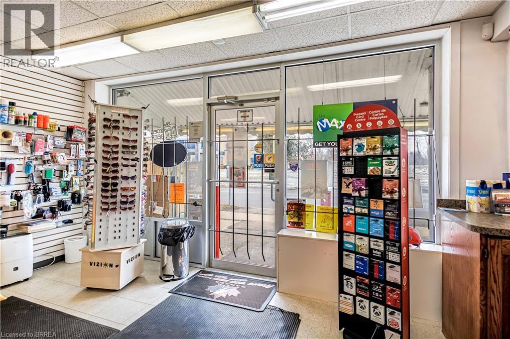 215 GRAND RIVER Avenue, Brantford, Ontario, N3T4Y3 — Photo 37